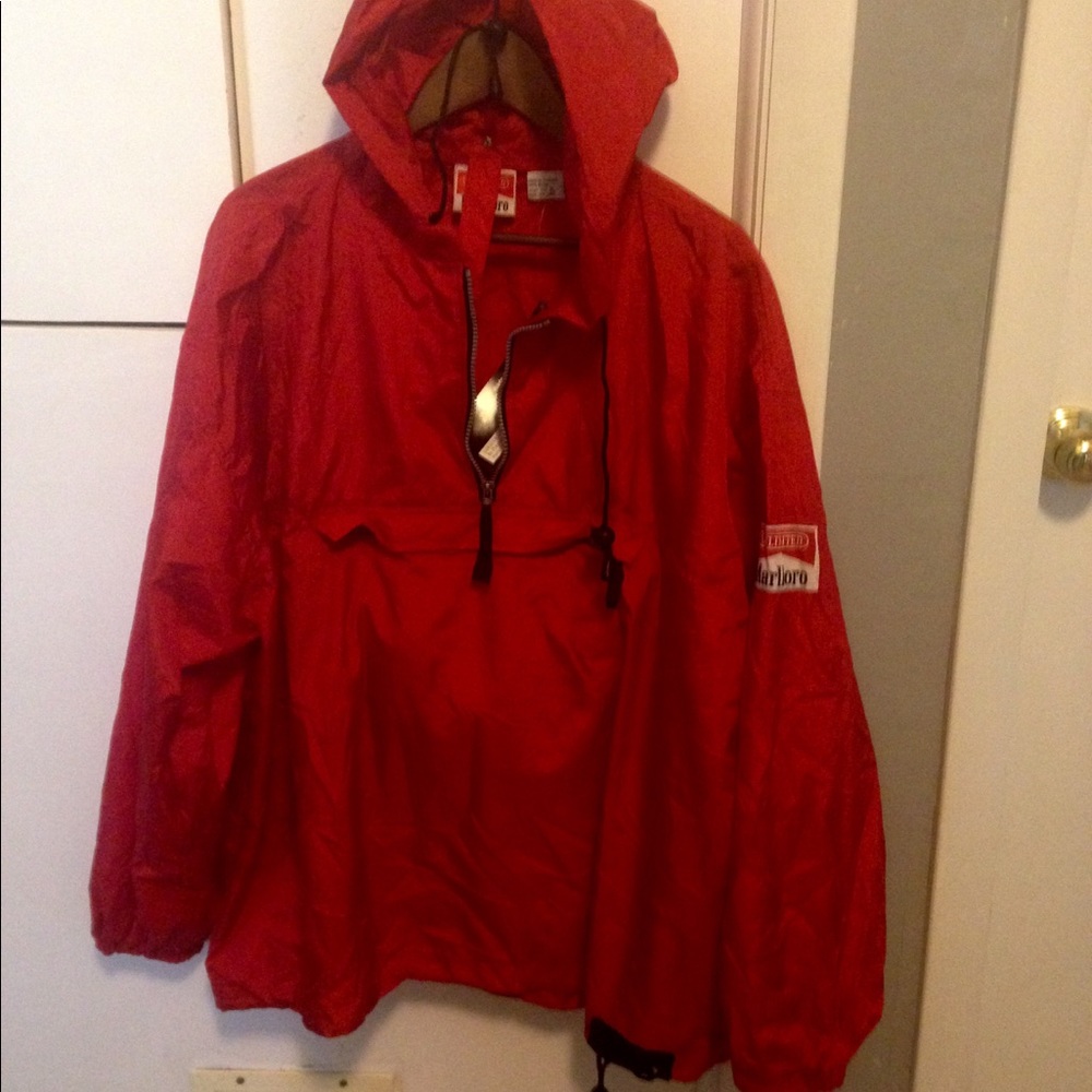 Vintage Marlboro windbreaker in a bag! - Picture 4 of 5